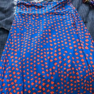 LulaRoe Azure skirt size large